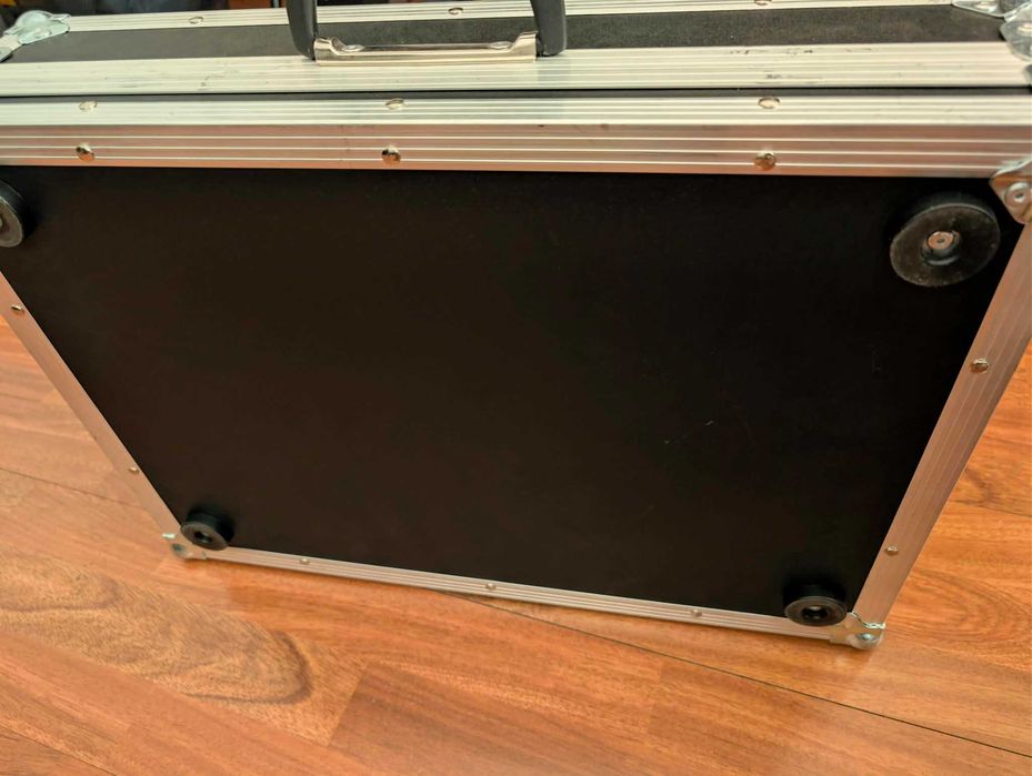 Line 6 Helix Stadium XL + Case Thomann