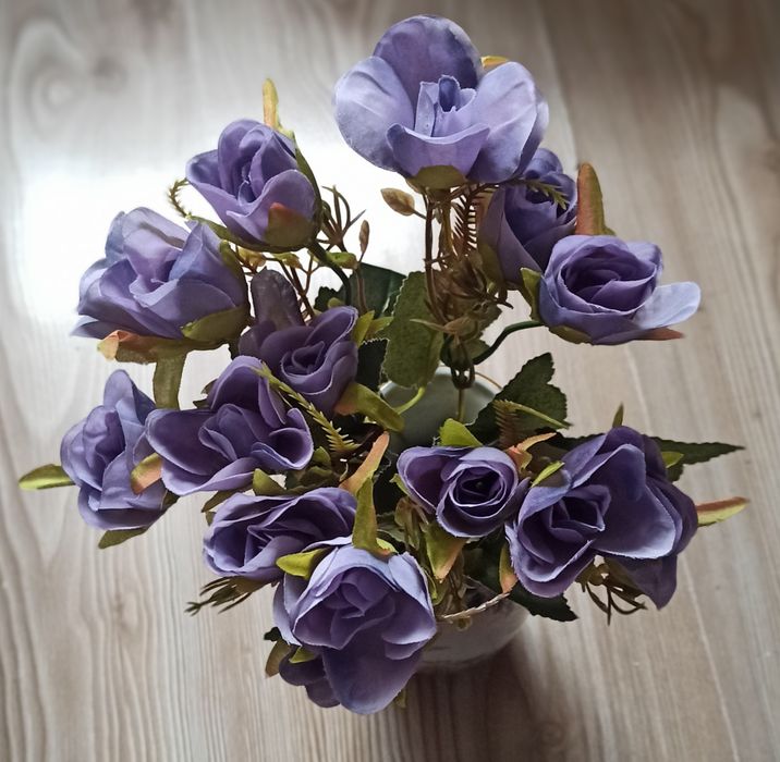 Bukiecik drobna róża liliowa