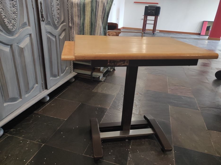 Vendo mesa multiusos