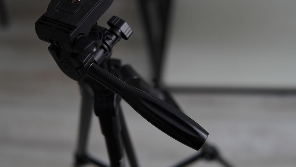 Штатив YUNTENG 43 см - 125 см для камер та телефону