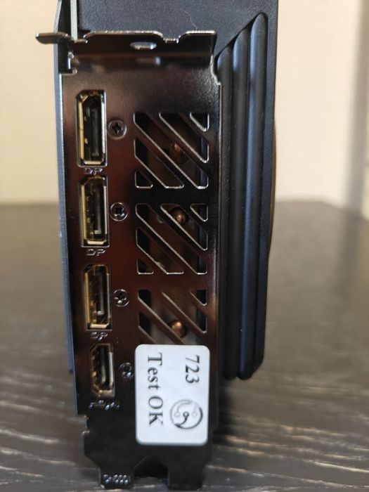 Ледяная Gigabyte RTX 4070 Ti 12 Gb Gaming ОС Гаратия