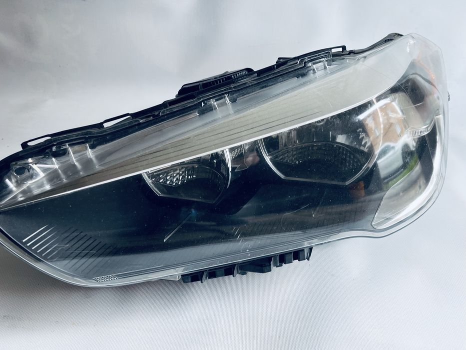 Фара ліва галоген BMW x1 f48 2017 рік