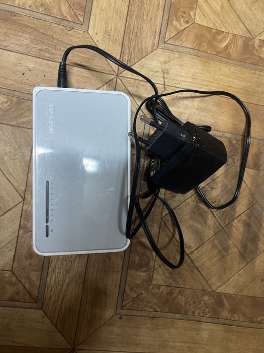 Swich 8 pol tplink
