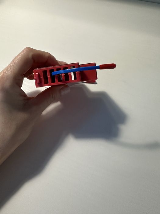 Вогнегасник аерозольний