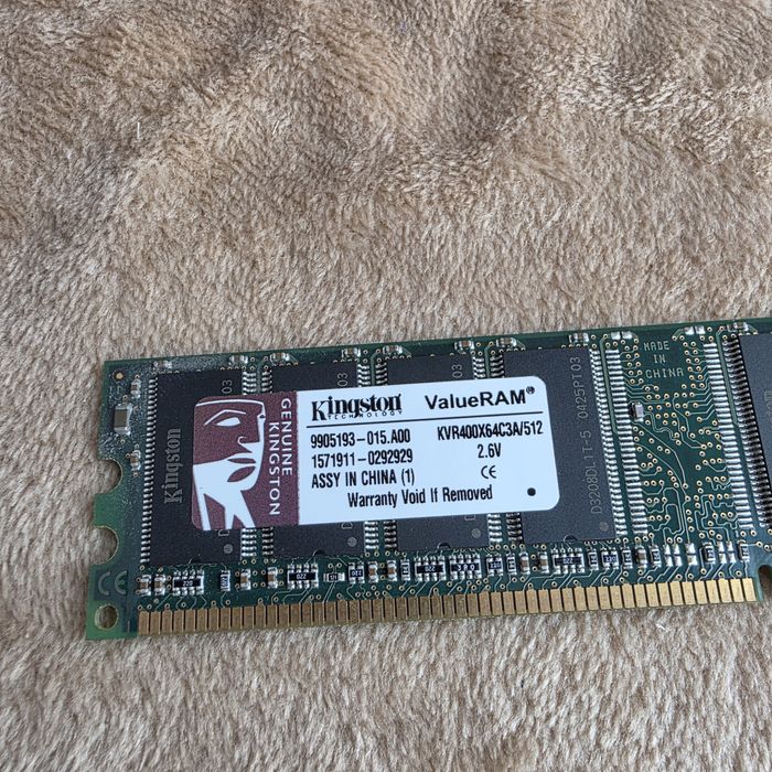 Pamięć RAM Kingston 512MB DDR 400MHz (PC3200) | KVR400X64C3A/512