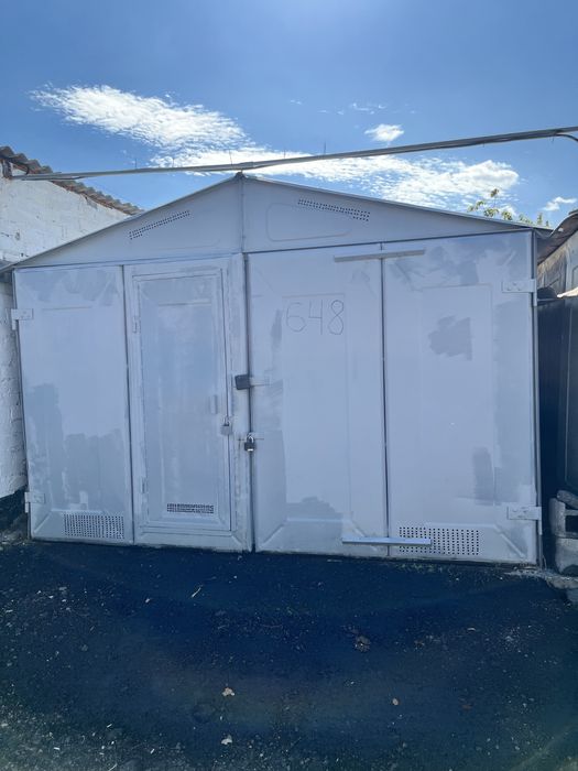 Здам в оренду металевий волговський гараж в автокоператирі «Сокіл»