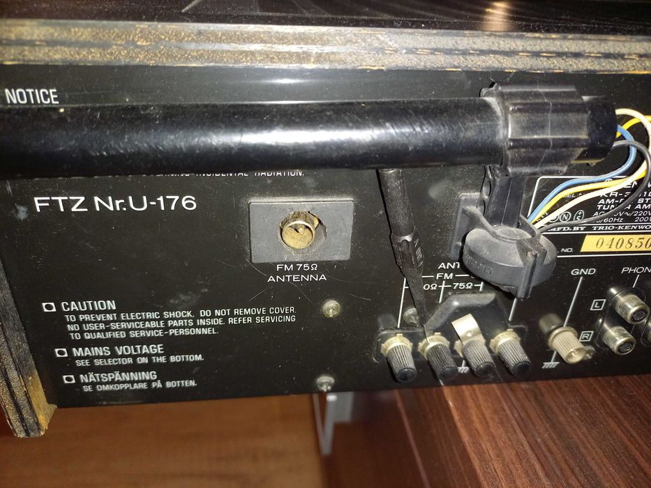 Ampituner Kenwood KR3010