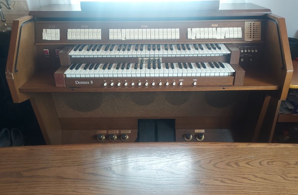 Organy DOMUS 8 VISCOUNT  Ustka