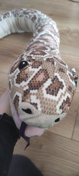 Wąż z IKEA. Pluszak. Wymienione wypełnienie.