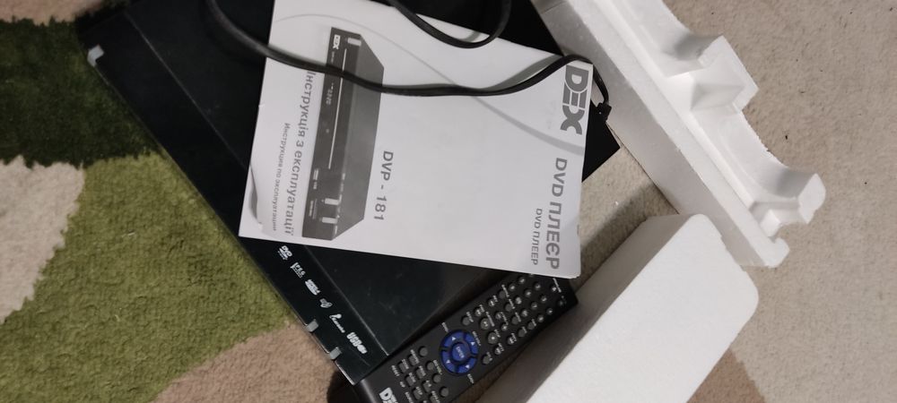 DVD плеер DEX DVP-181