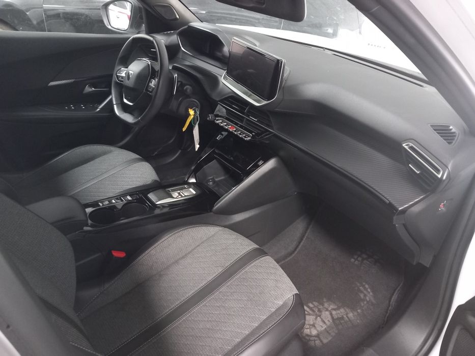 PEUGEOT 2008 1.5 diesel 2024