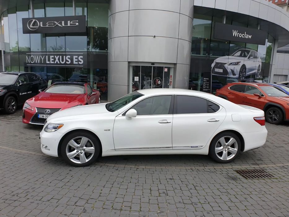 Lexus LS Lexus LS600H-5.0 V8- WROCLAW