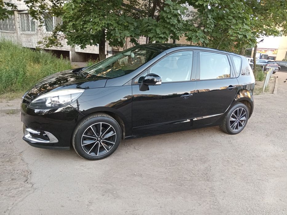 Продам Рено Сценик  BOSE