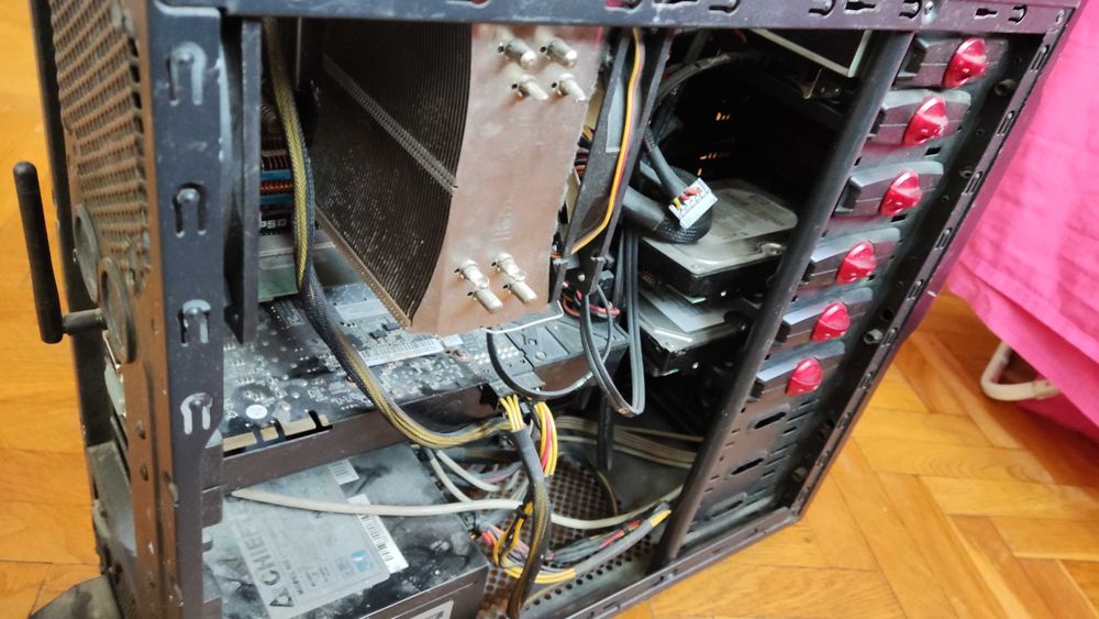 *** Komputer gamingowy ***