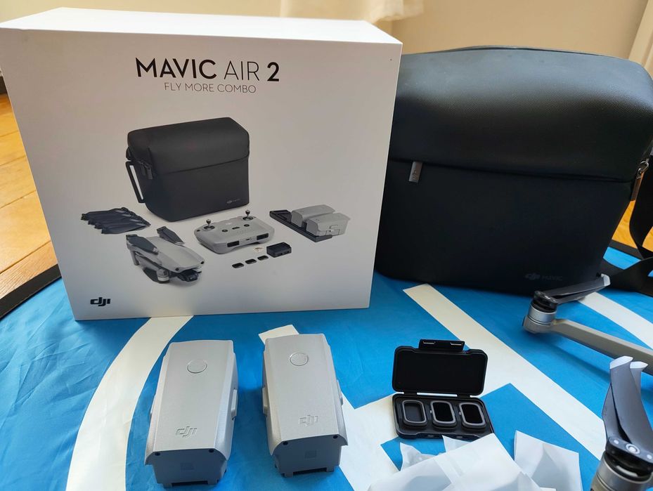 DJI Mavic Air 2 Fly More Combo