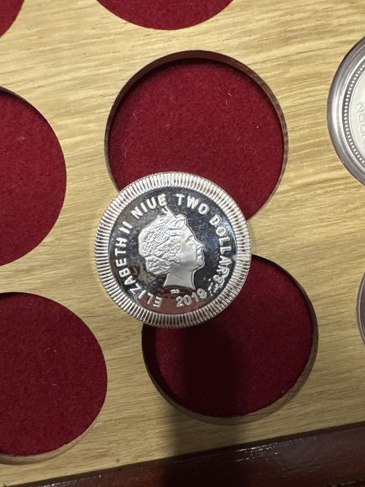 Серебряная монета 2 доллара 2021 Ниуэ 999 1 Oz Сова Афины