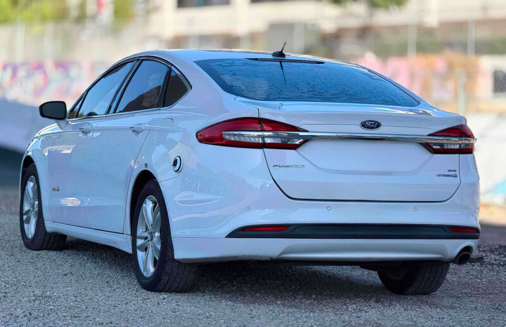 Ford Fusion SE      2018