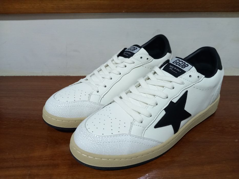 Sapatilhas Golden Goose - tamanho 42