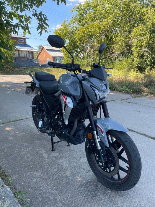 Мотоцикл Lifan SR220