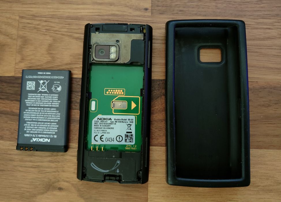 Nokia X6-00 16GB Navi