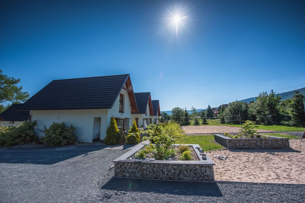 Domki Platan góry Karpacz Jacuzzi Sauna Integracje wakacje panieńskie kawalerskie basen balia ślub