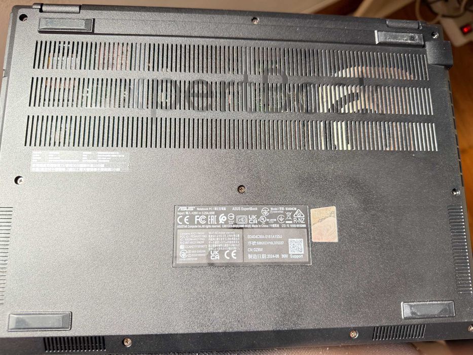 Asus ExpertBook B3404CM|14"FHD|Ultra 7-155u|16Gb Ram|Ssd 1TB|Garantia|