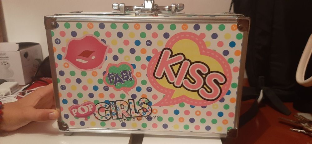 Mala alumínio menina