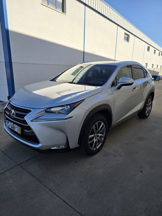 Lexus NX300h Executive+