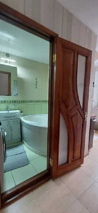 Продам 3х комнатную Квартиру Салтовка Гвардейцев Широнинцев Сертификат DI