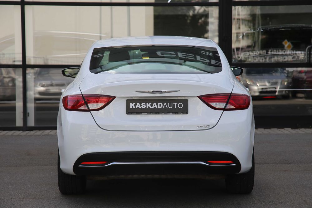 Продам Chrysler 200