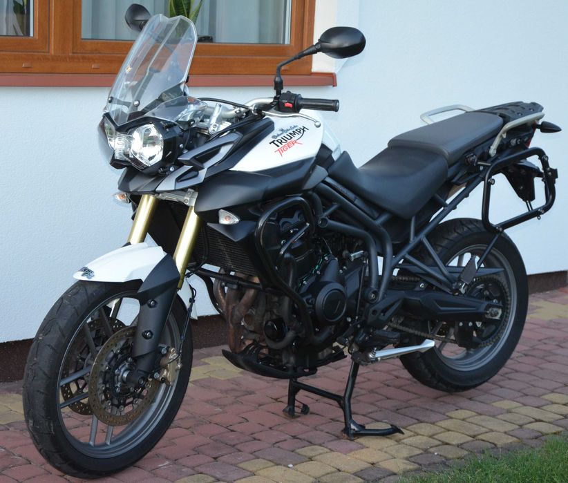 triumph tiger 800 rok2011
