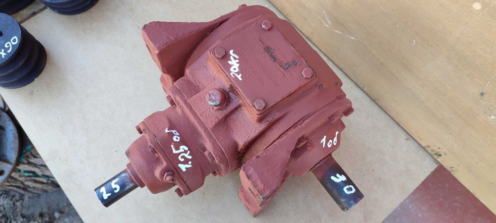 Кутовий 1.до 1.25 об.редуктор