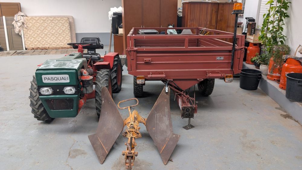 Trator agrícola Pasquali