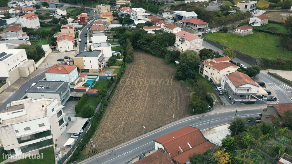 Terreno 3979M2 Para/Construção Em Altura - Junto Ao Continente E Ao Pa