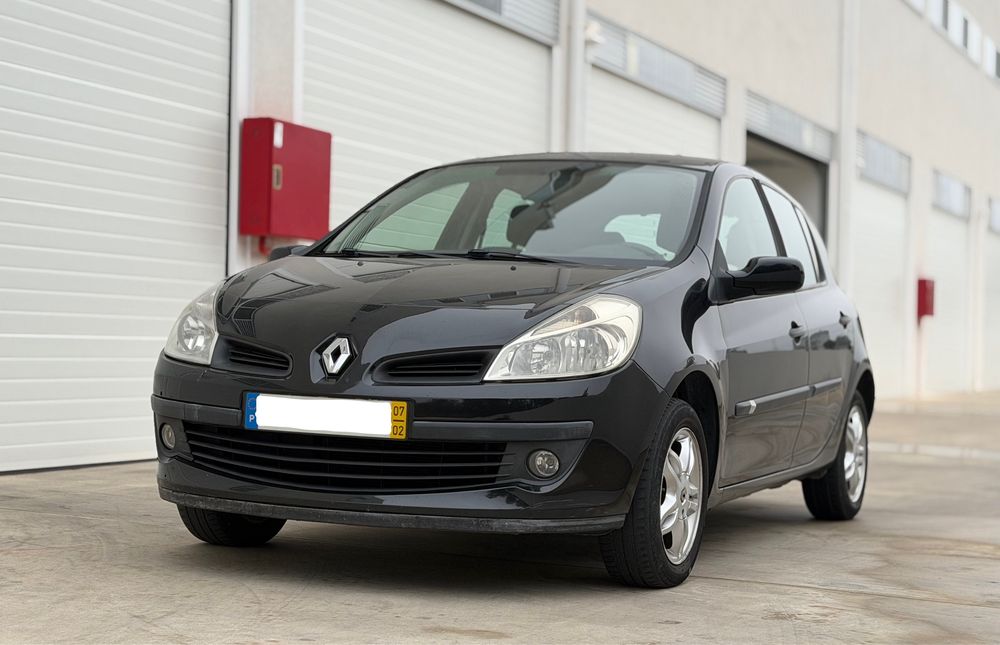 Renault Clio 1.2 16v 75cv — photo 2