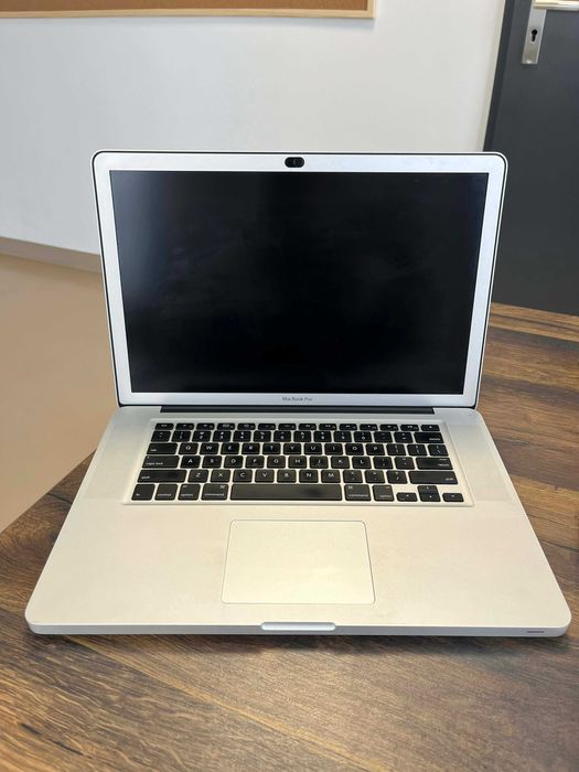 Mac Book Pro 8.2 model A1286