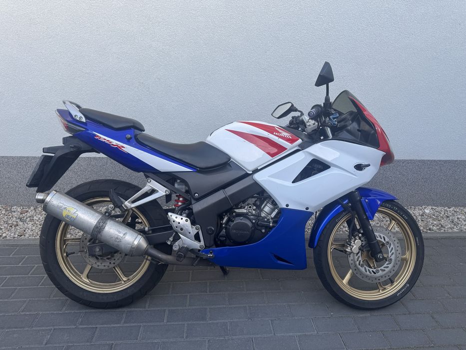 Honda CBR 125R JC39 | Wydech LeoVince | Kat. B / A1