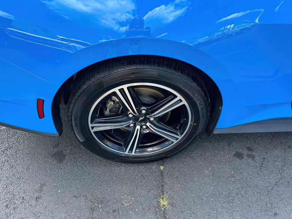 Ford Mustang EcoBoost Premium      2025