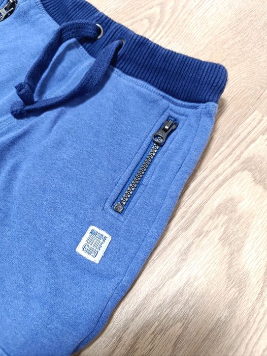 Якісні весняні спортивні штани Mothercare з начосом р.92-98 см