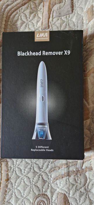 Очиститель пор с фототерапией