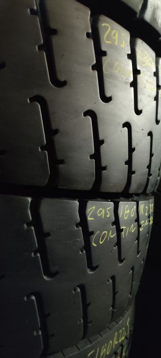 295/80R22,5 usados tração Continental