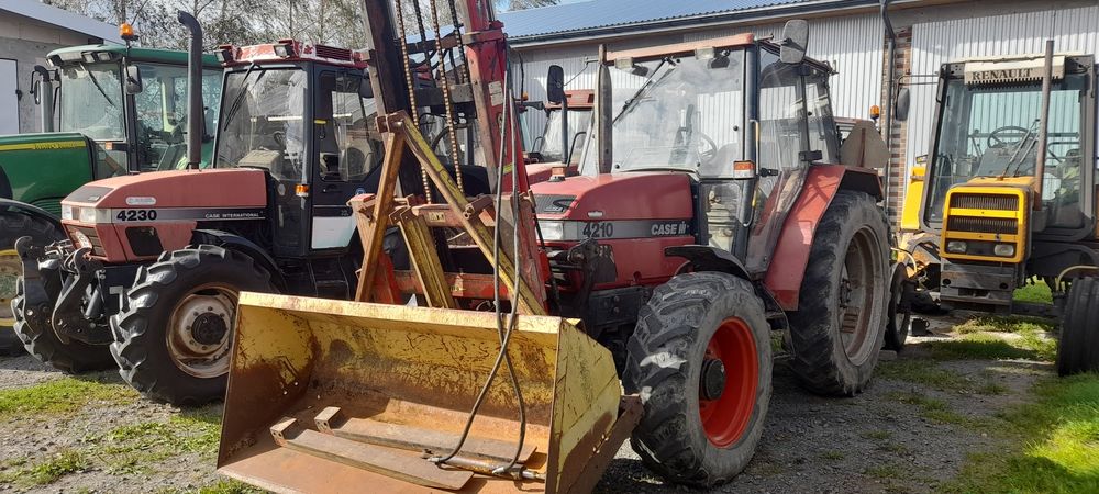 Case 4210 biegi pełzajace