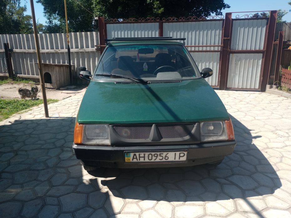 продам срочно таврюшку