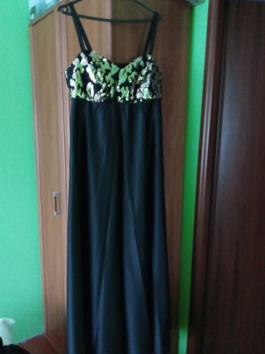 Sukienka na studniówkę