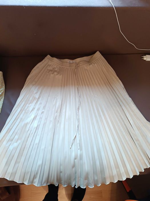 Жіноча спідниця плісирована 52-54 розмір