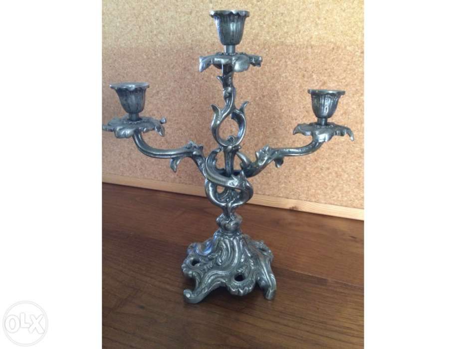 Par de candelabros em estanho