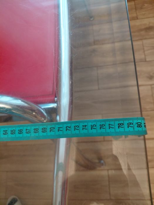 Скляний стіл прямокутний