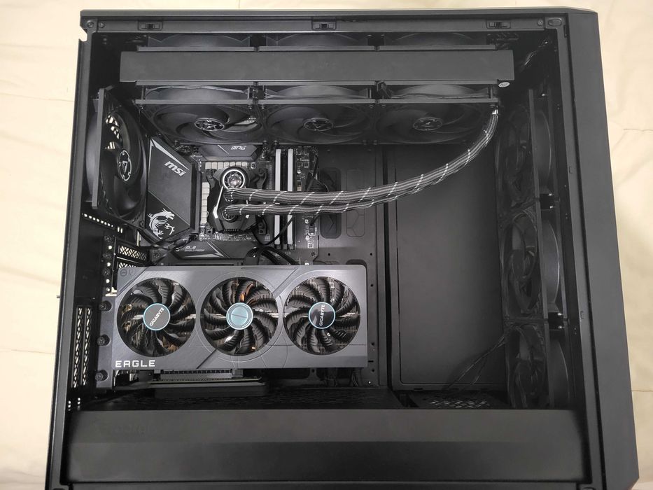 PROMOÇÃO - Placa Gráfica Gigabyte GeForce RTX 4070 Ti Eagle 12GB GDDR6X OC