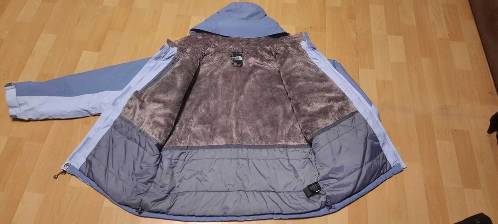 Zimowa damska kurtka turystyczna THE NORTH FACE HYVENT r.L st.b.dobry