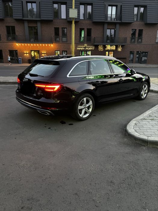 Продам Audi A4 B9